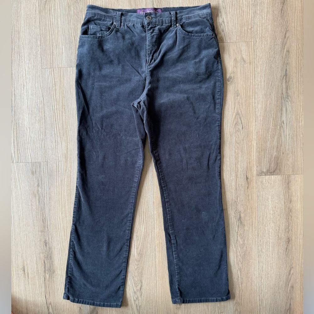 Women’s Jeans